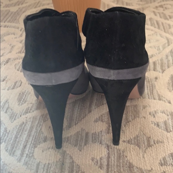 Prada boots - Picture 5 of 7